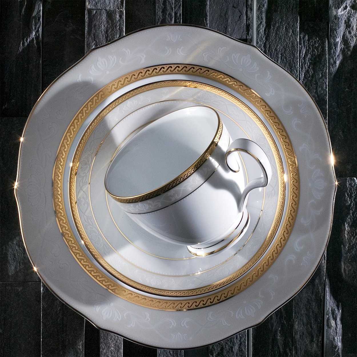 Noritake Hampshire Gold Plate 27cm Set of 4 | Kitchen Warehouse
